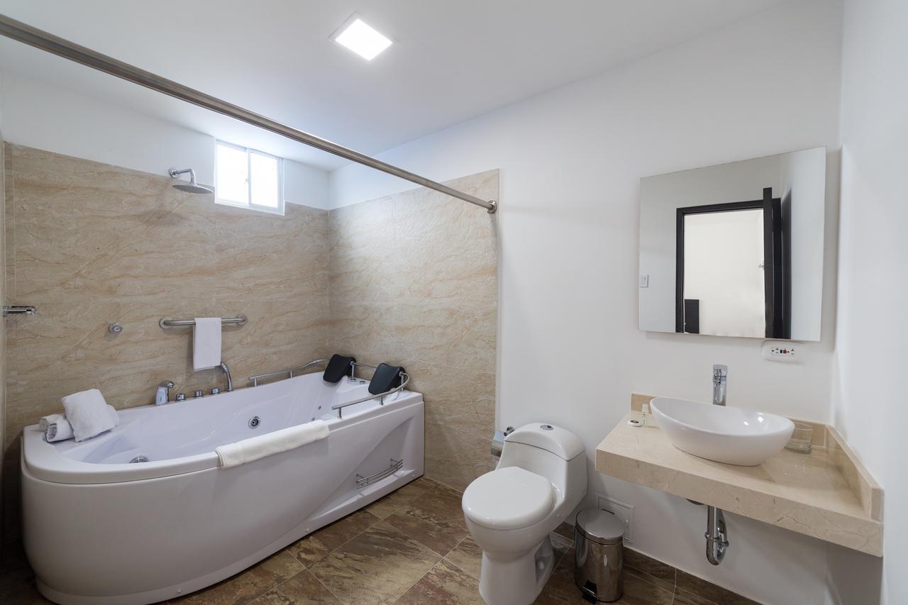 Suite Deluxe con bañera de hidromasaje
