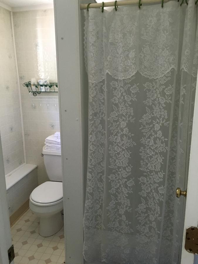 Standard Double Room No pets