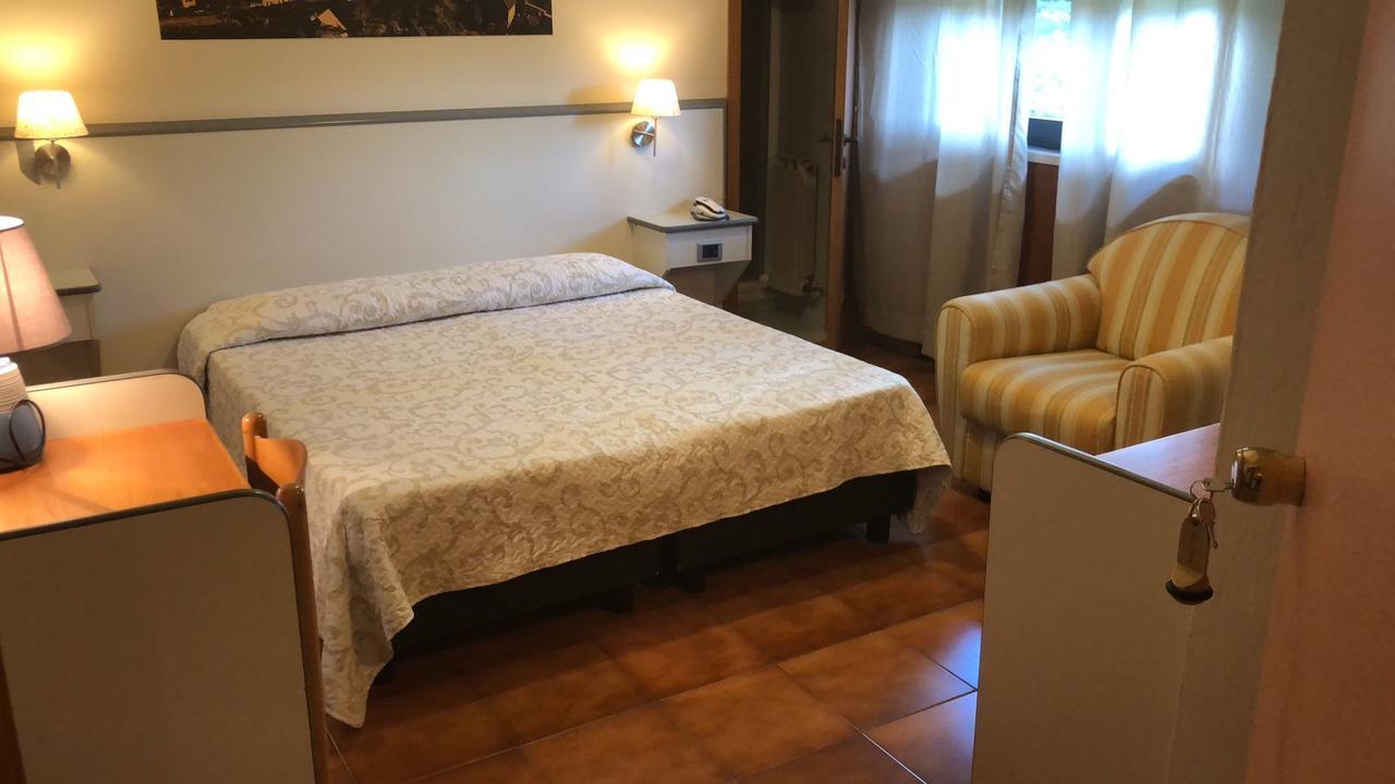 Superior Double Room,663930501:JPEG