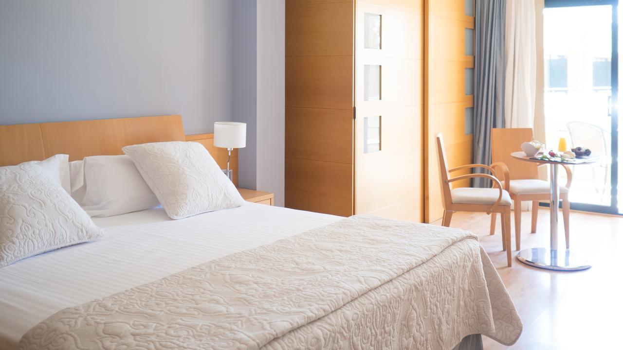 Triple Room,644574630:JPEG