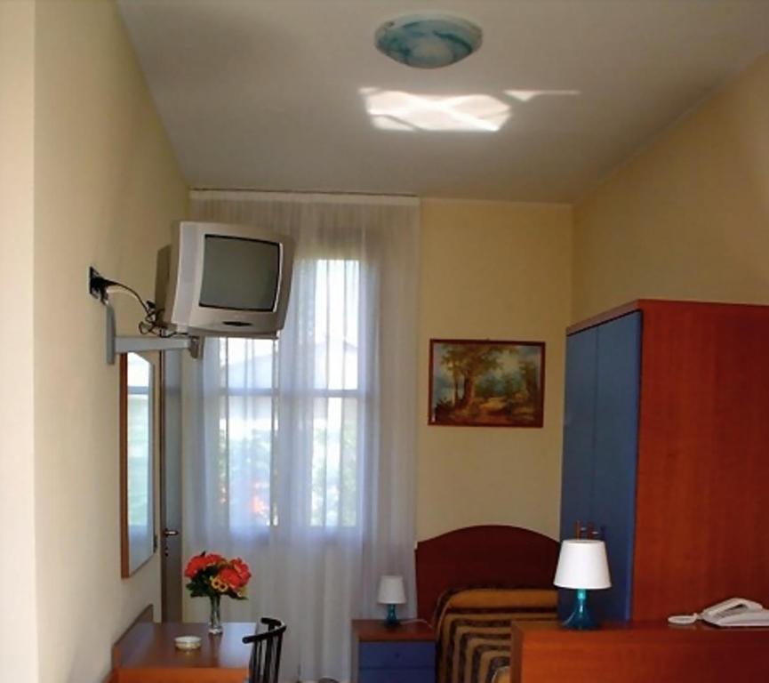 Triple Room,64916155:JPEG