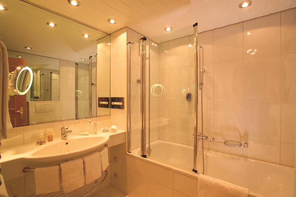 Chambre Double ou Lits Jumeaux - Vue sur Mont Cervin