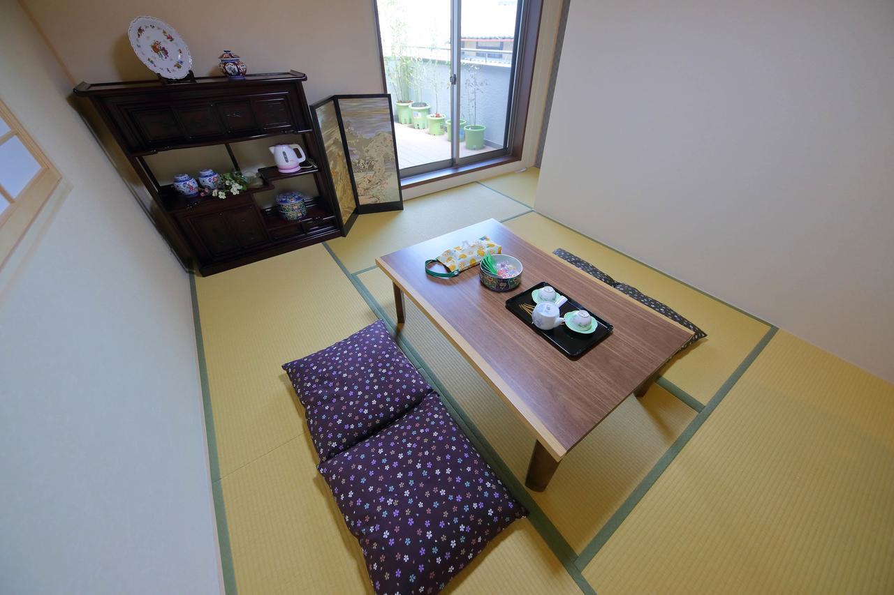 Quadruple Room with Terrace