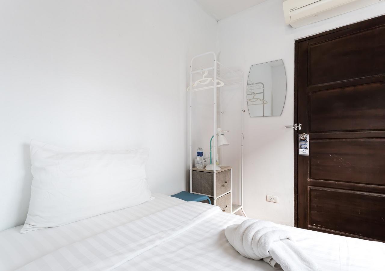 Economy Single Room