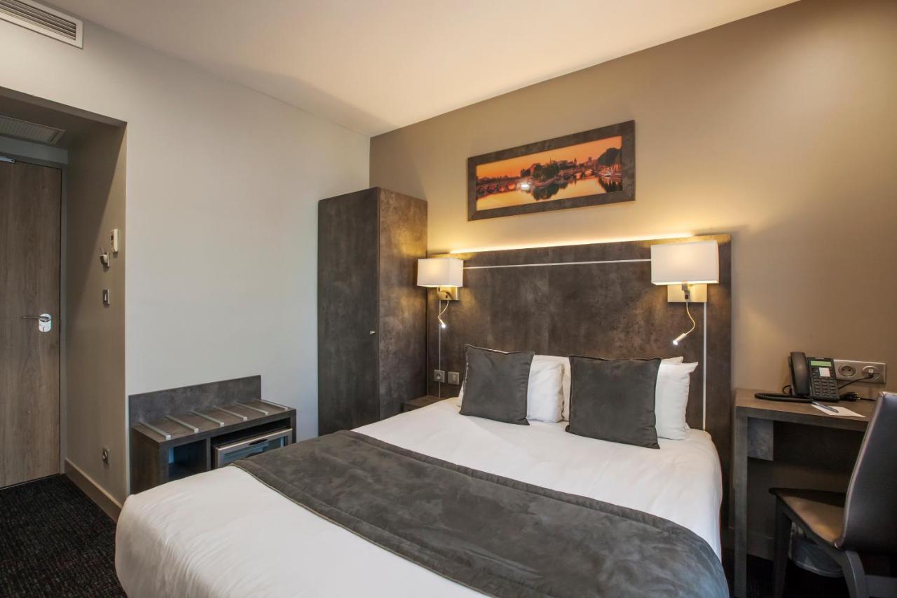 Standard Single Room,696504579:JPEG