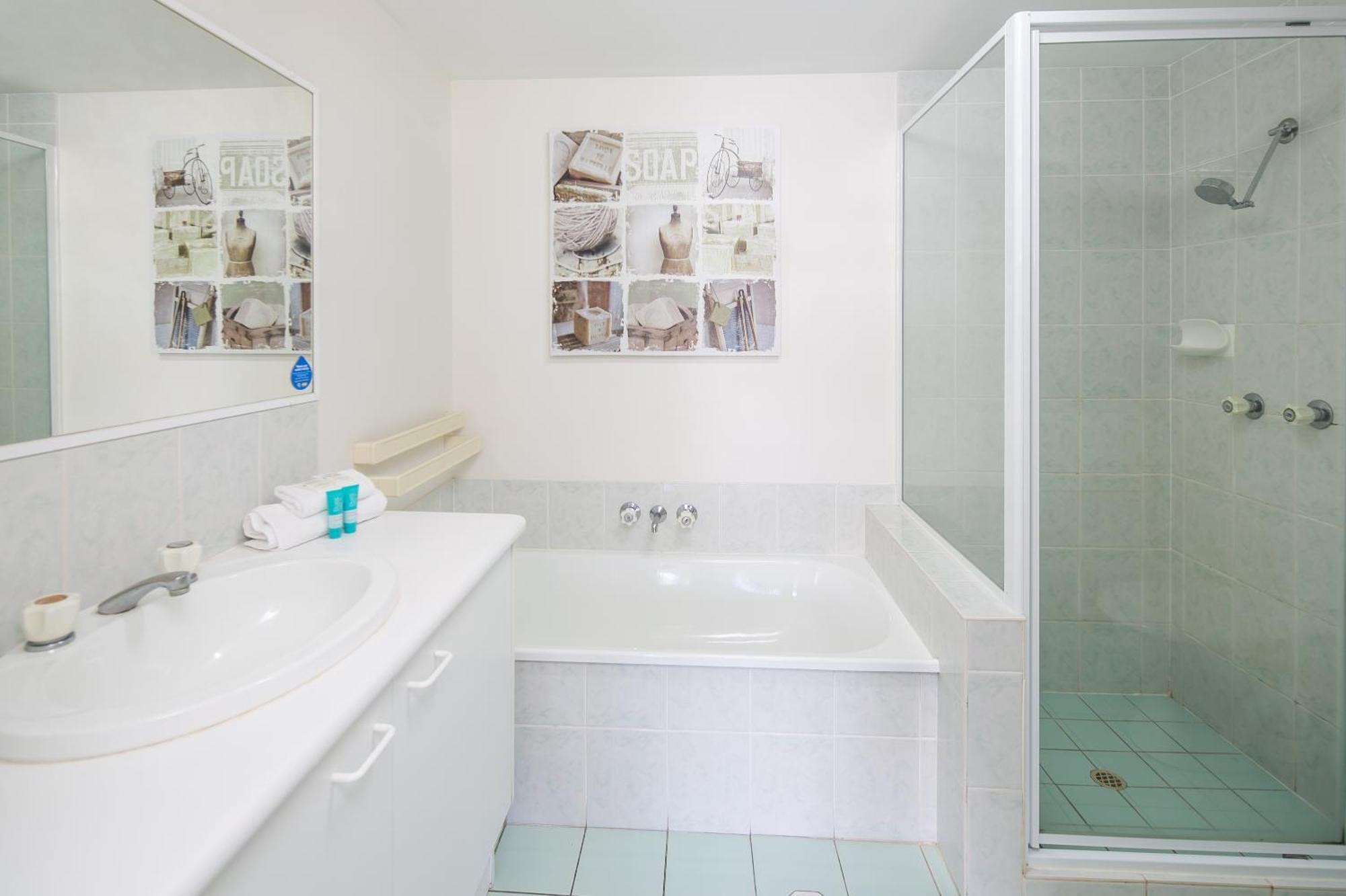 Appartement 2 Chambres avec 2 Salles de Bains