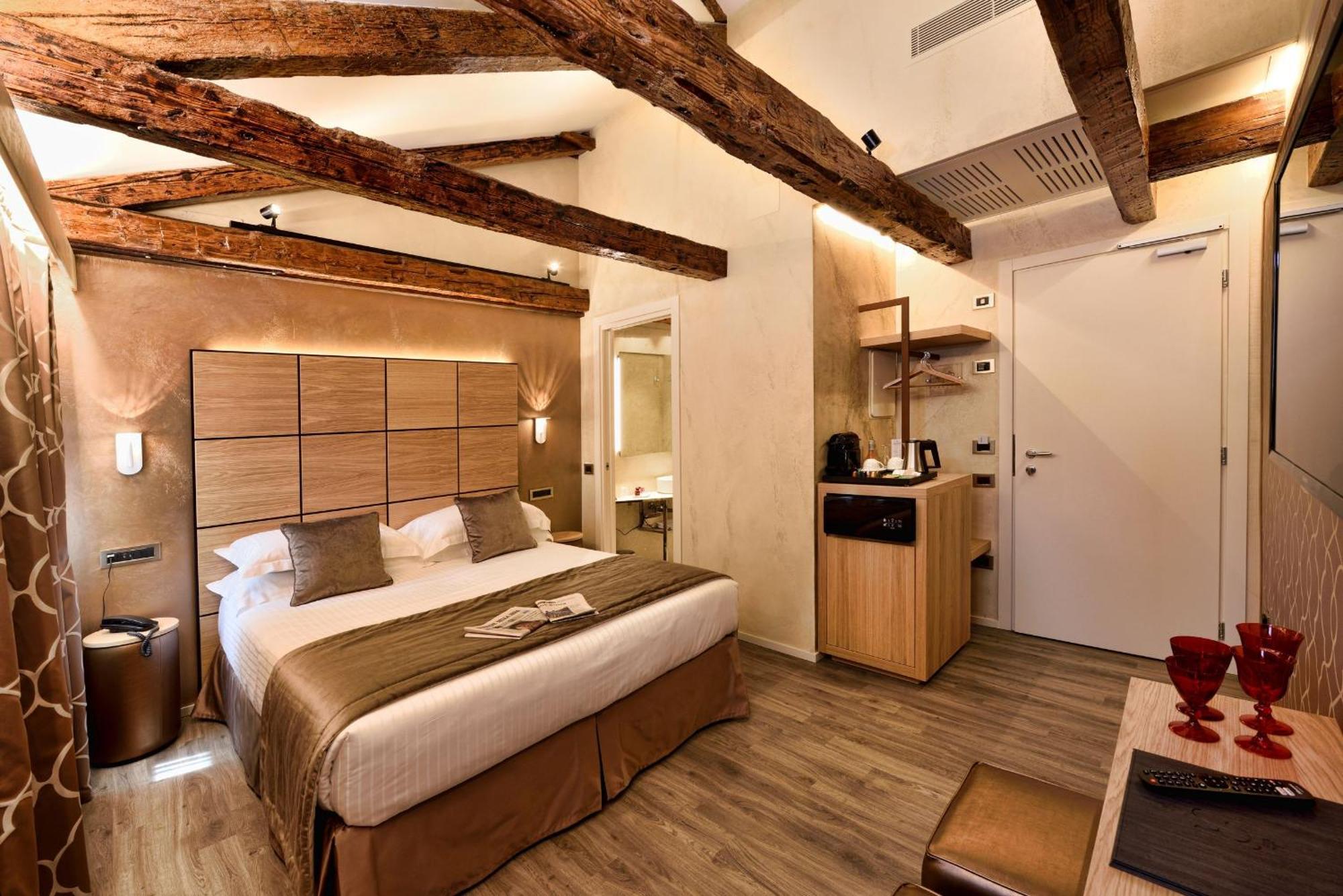 Quarto Duplo Superior com Vista Cidade