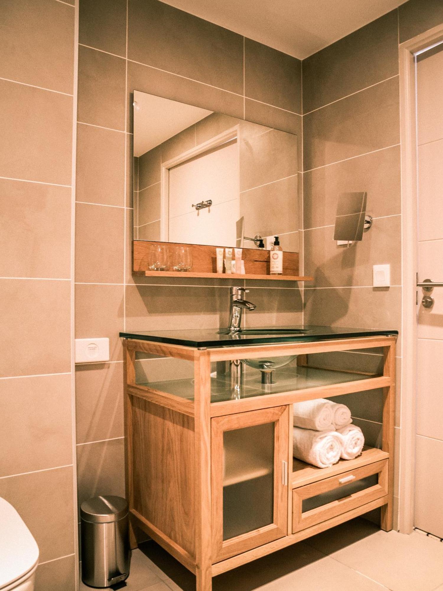 Superior Zimmer mit Queensize-Bett und Balkon