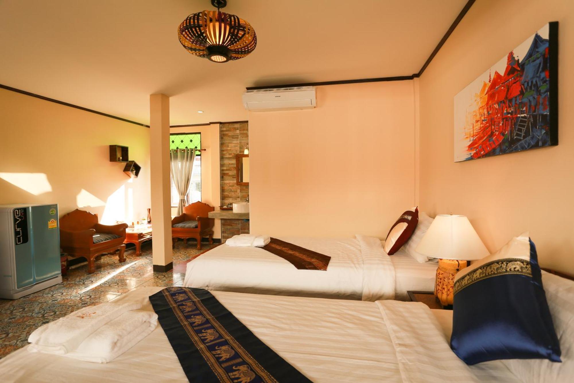 Deluxe Twin Room