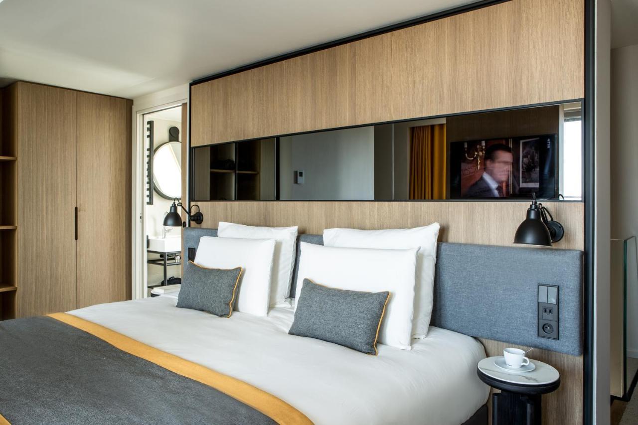 Privilege Queen Room