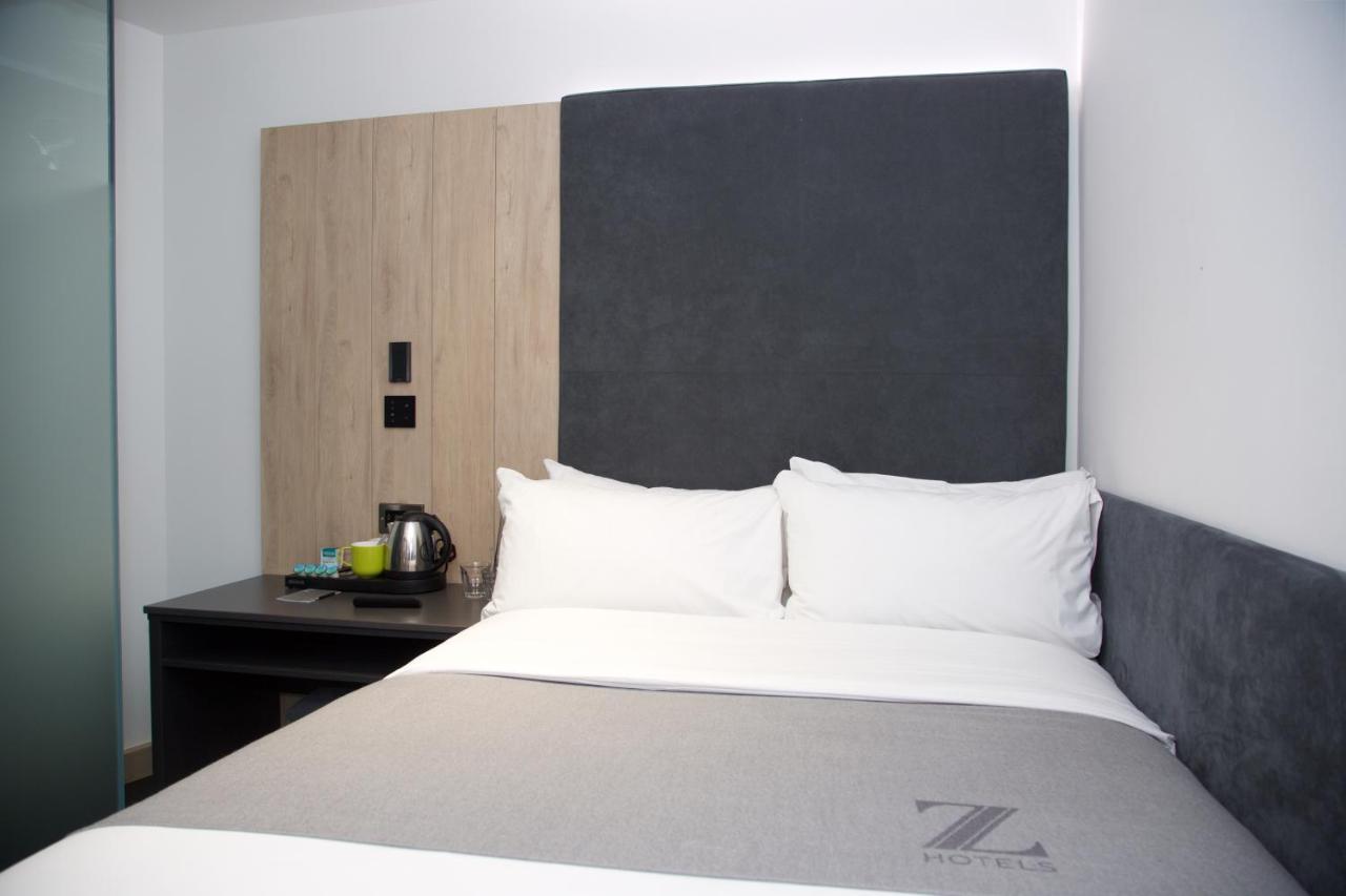 Standard Double Suite - No Window,743908894:JPEG