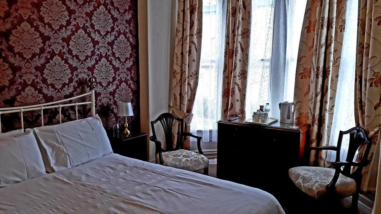Superior Double Room,781079979:JPEG