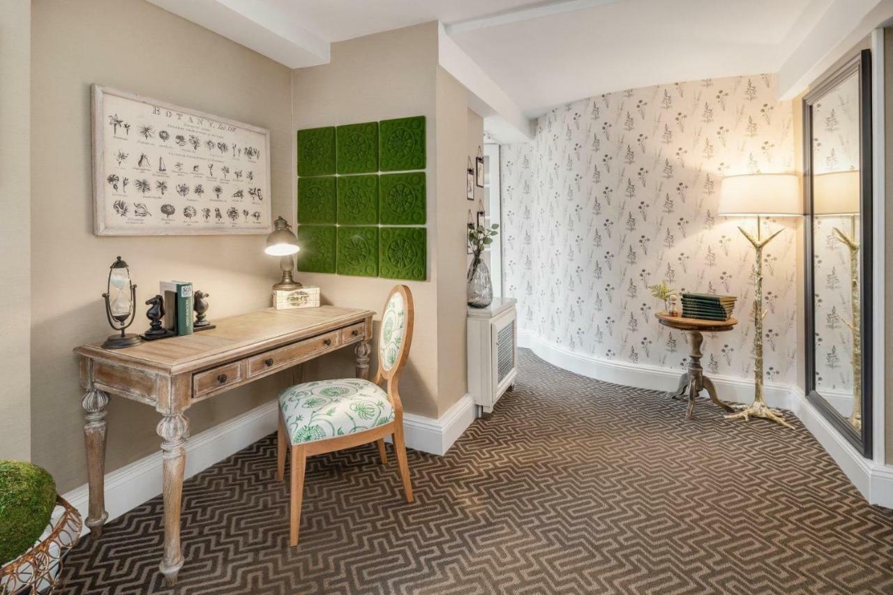 Suite King com 2 Sofás-cama - Jardim de Inverno