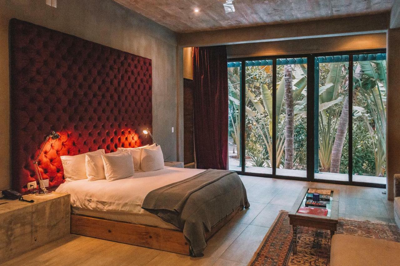 Junior Suite with Garden View,1498959526:JPEG