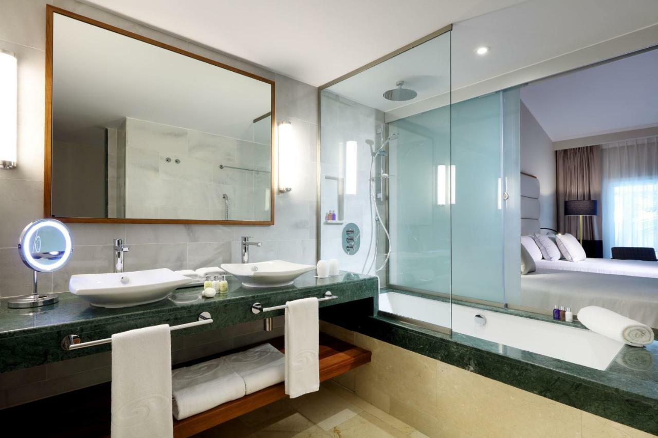 Quarto Deluxe com Vista Jardim