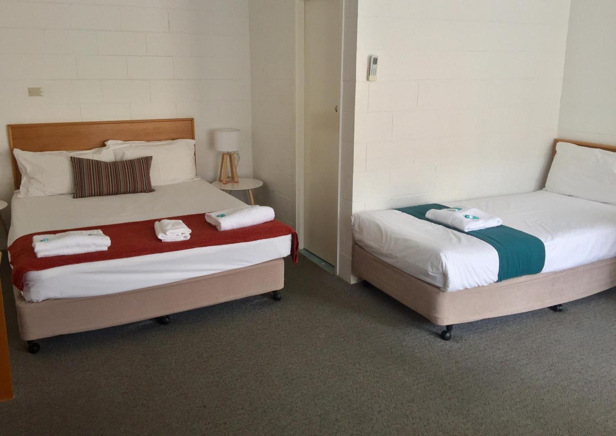 Standard Twin Room,1220131129:JPEG