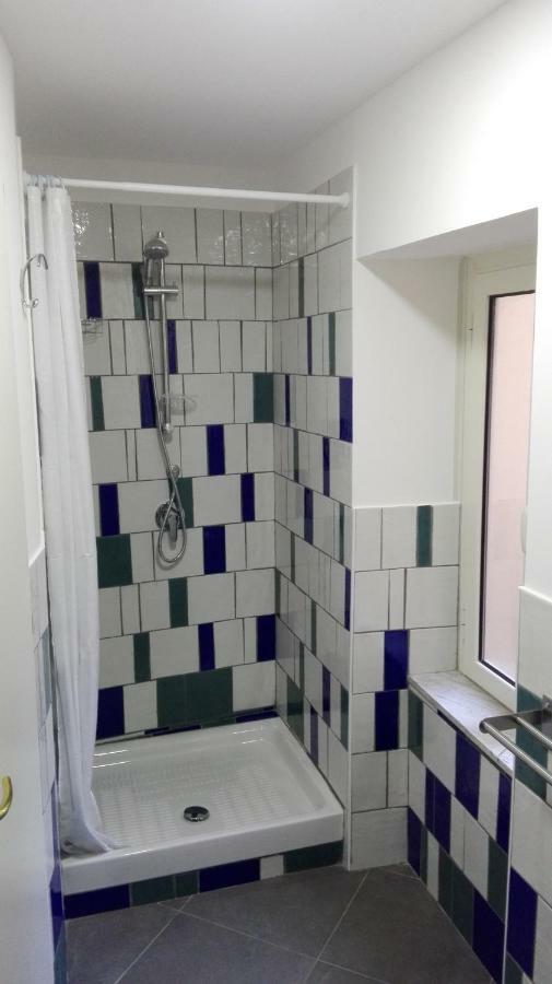 Habitación Familiar con baño privado