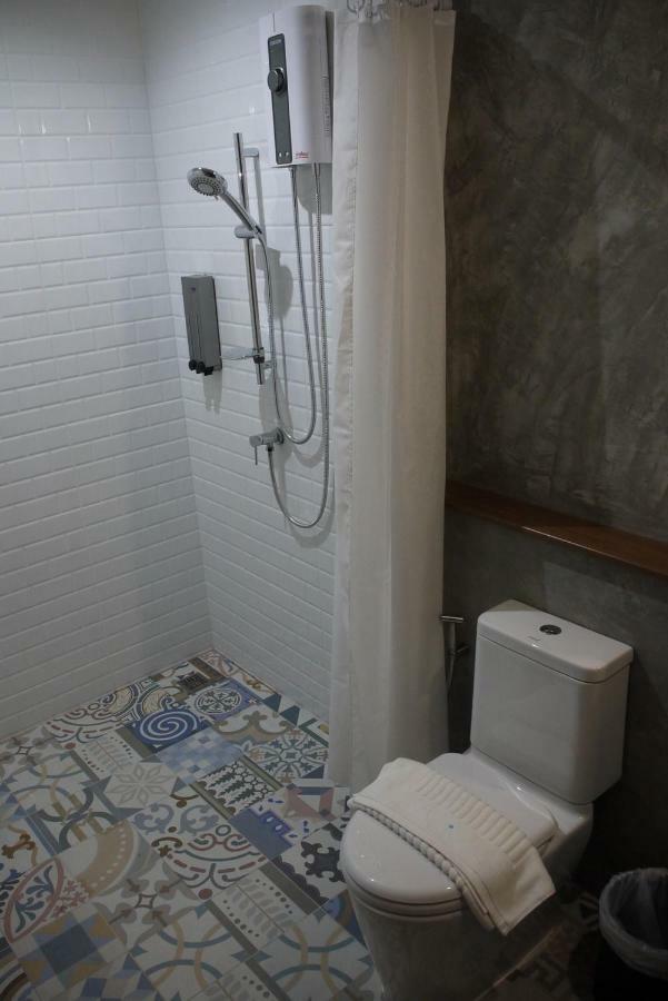 Twin Room with Bathroom