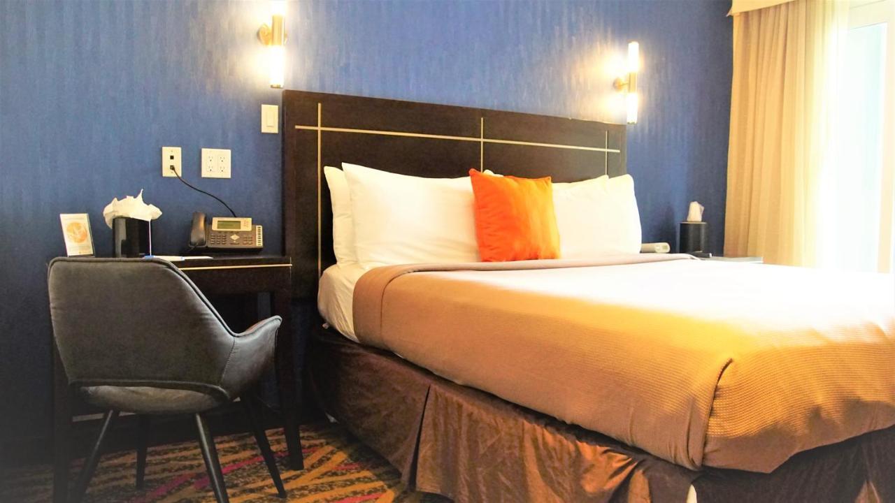 Standard King Room