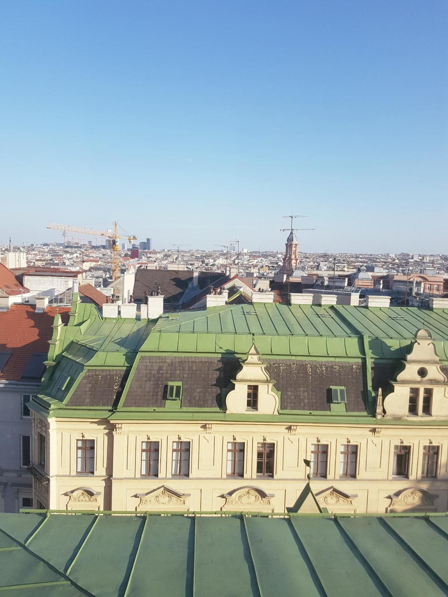 Deluxe Apartment with Balcony and City View,1232563853:JPEG