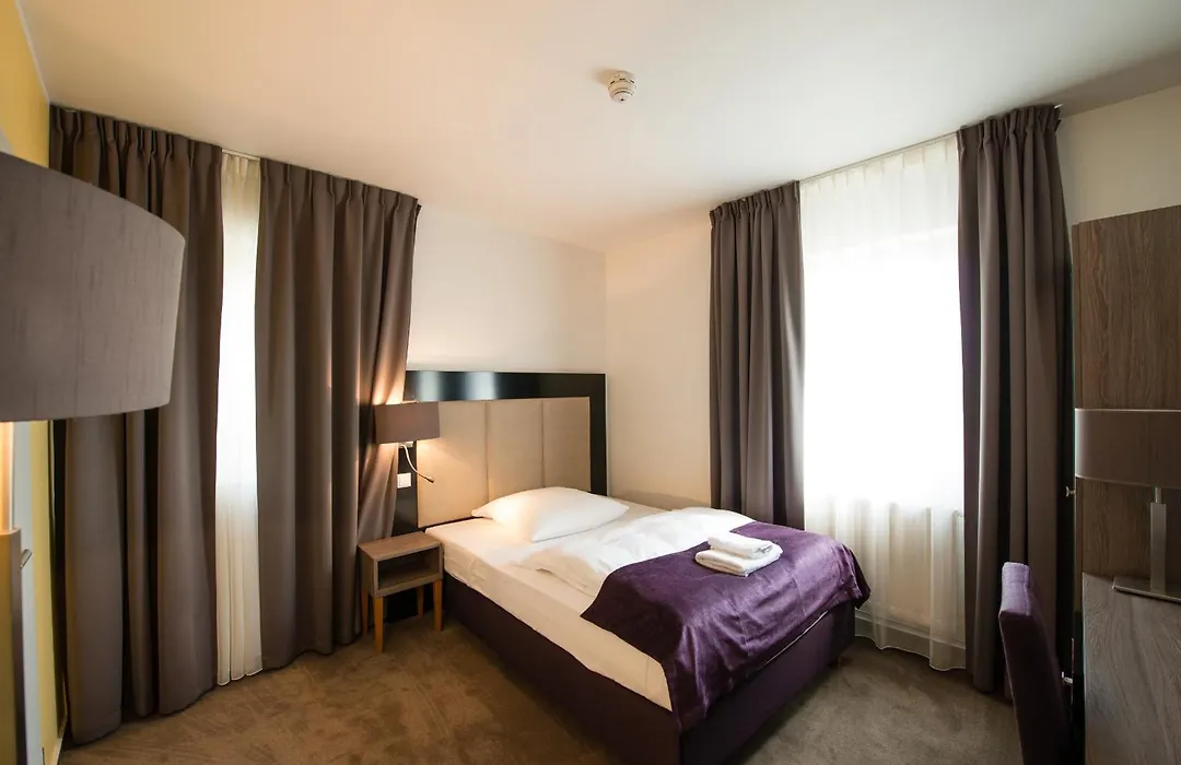 Trip Inn Goethe Hotel Messe Frankfurt-1
