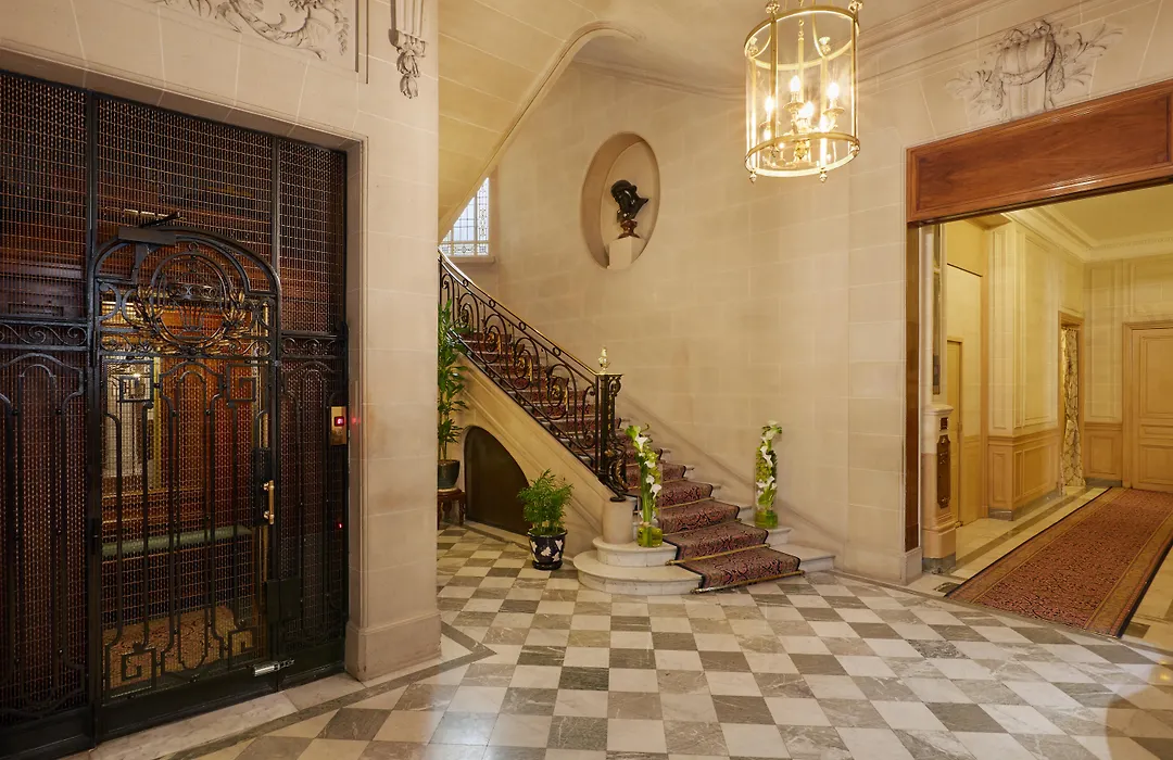 Hotel Raphael-1