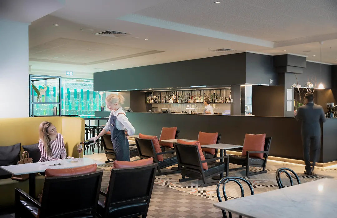 Novotel Melbourne On Collins-1
