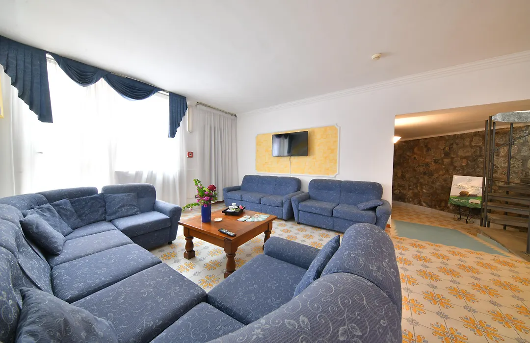 Fortuna Beach - Seaside Hotel-1