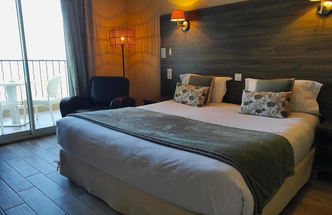 Hôtel Calavita-1