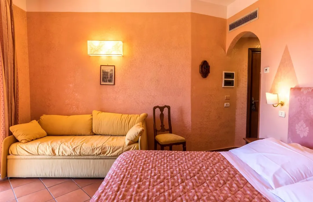 Villa Romita-1