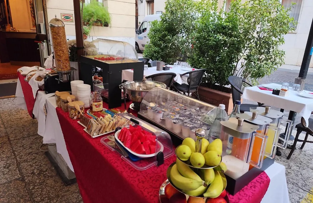 Hotel Torcolo "Residenze Del Cuore"-1