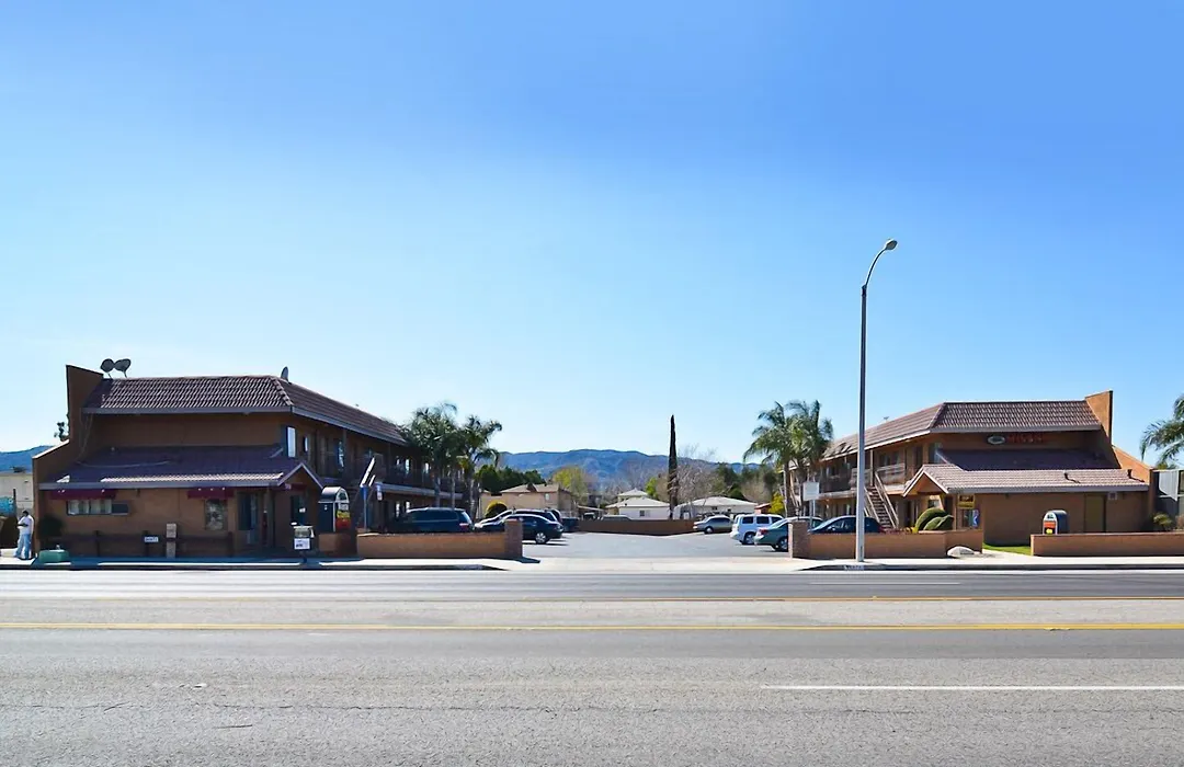 Santa Clarita Motel - Near Six Flags Magic Mountain - Valencia-1