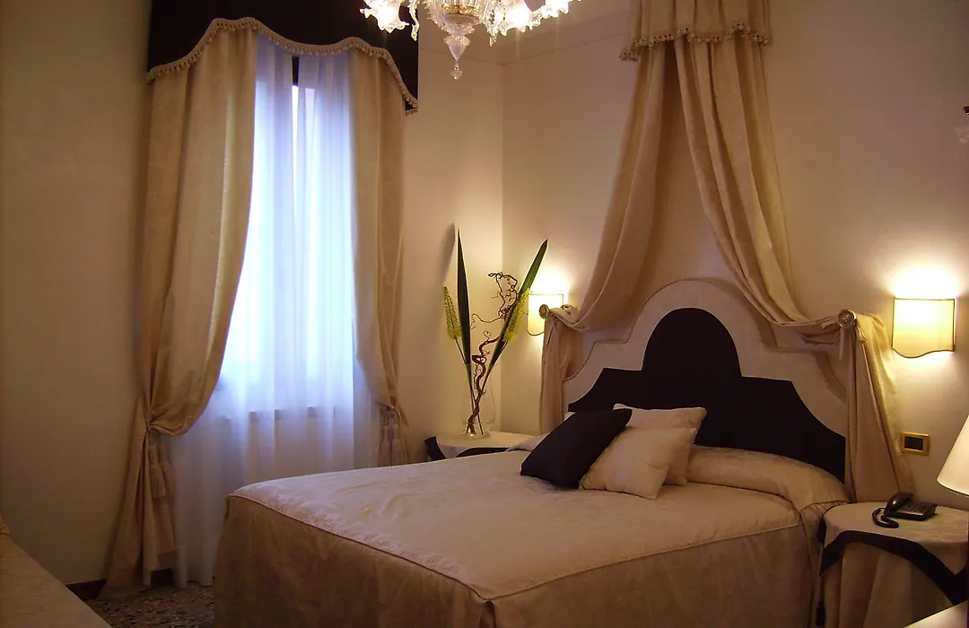 Hotel Hesperia-1