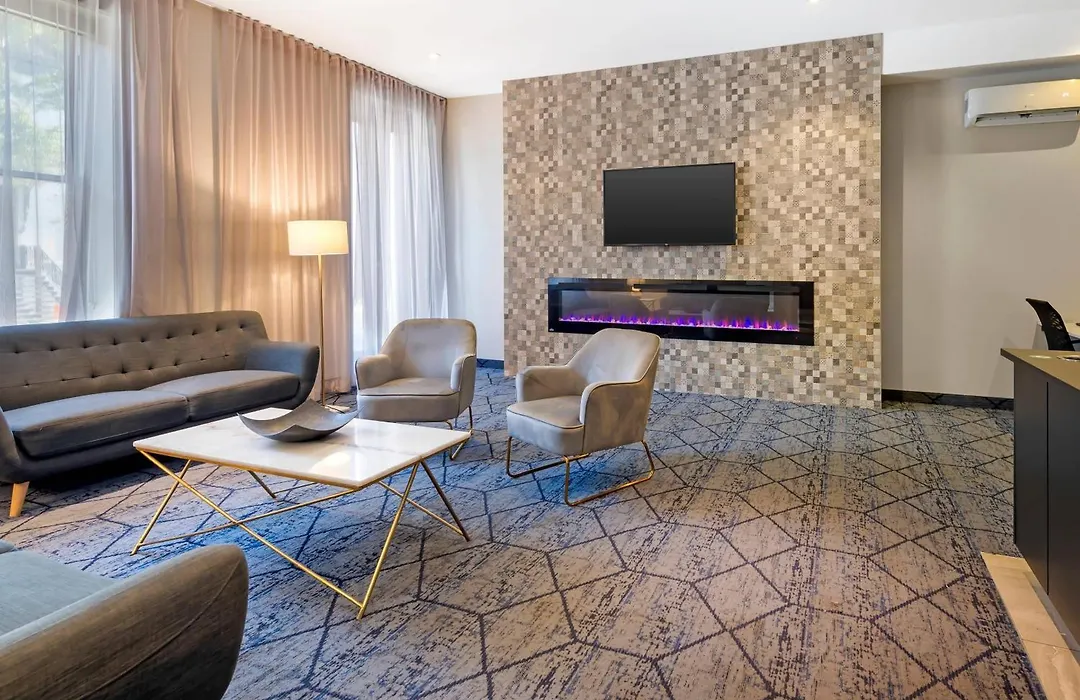 Quality Inn Centre-Ville-1