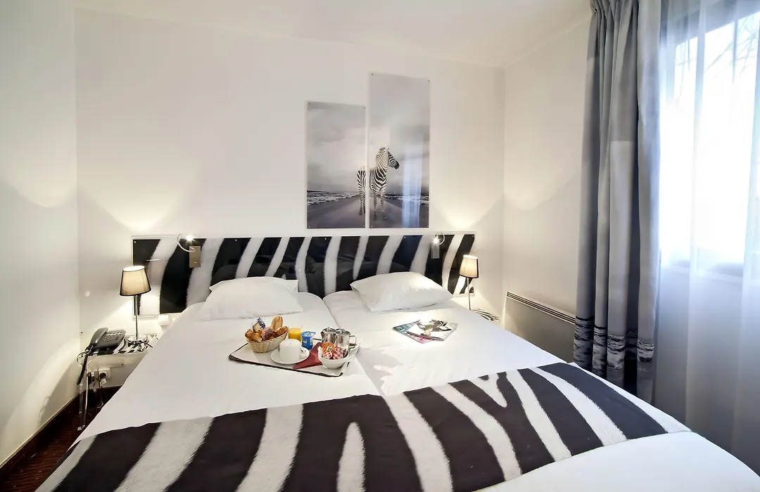 Hotel Le Cardinal Rueil Centre-1