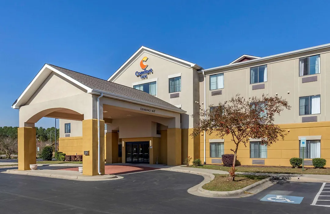 Comfort Inn Smithfield Near I-95-1