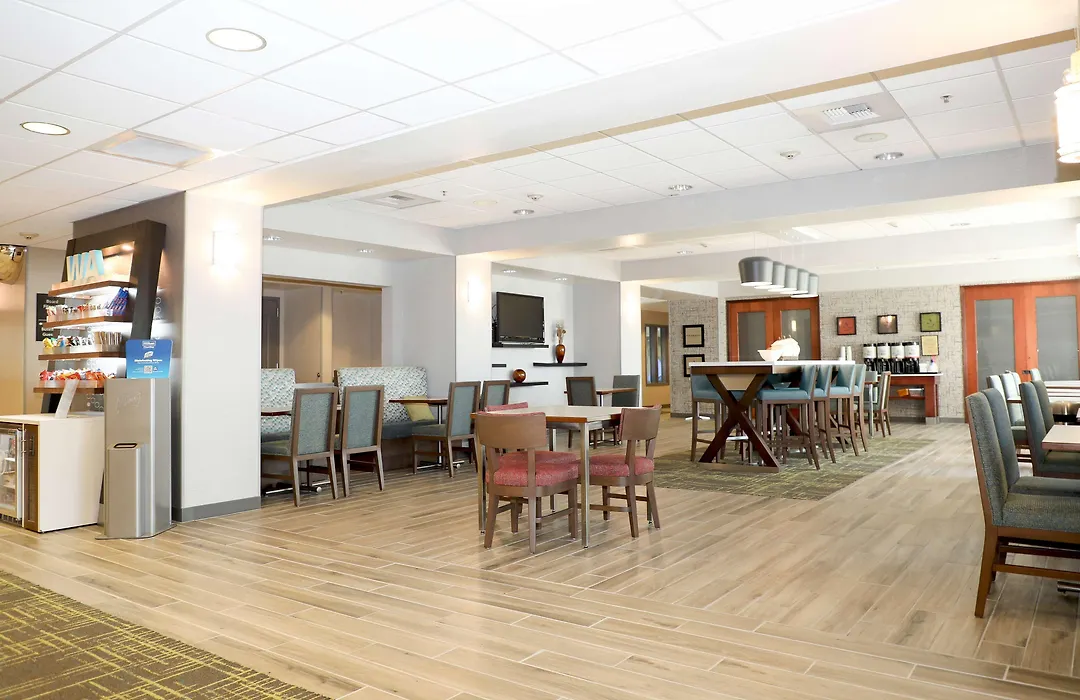 Hampton Inn Ellensburg-1