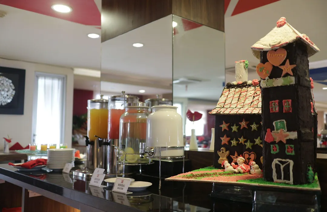 Hotel Gunawangsa Manyar-1
