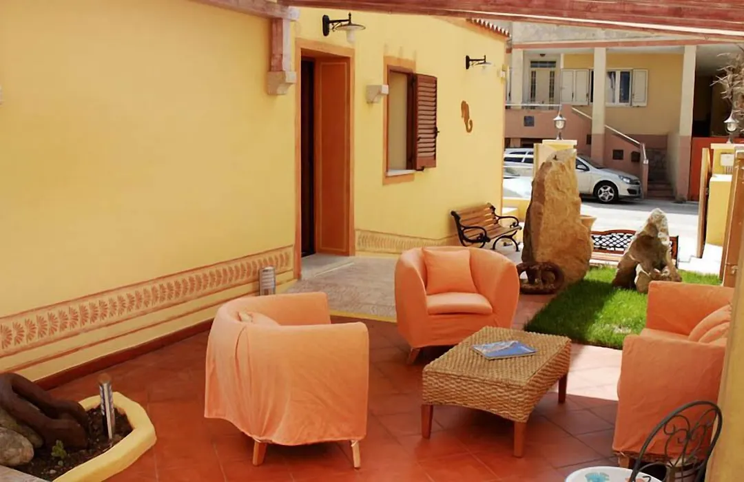 Hotel Patti-1