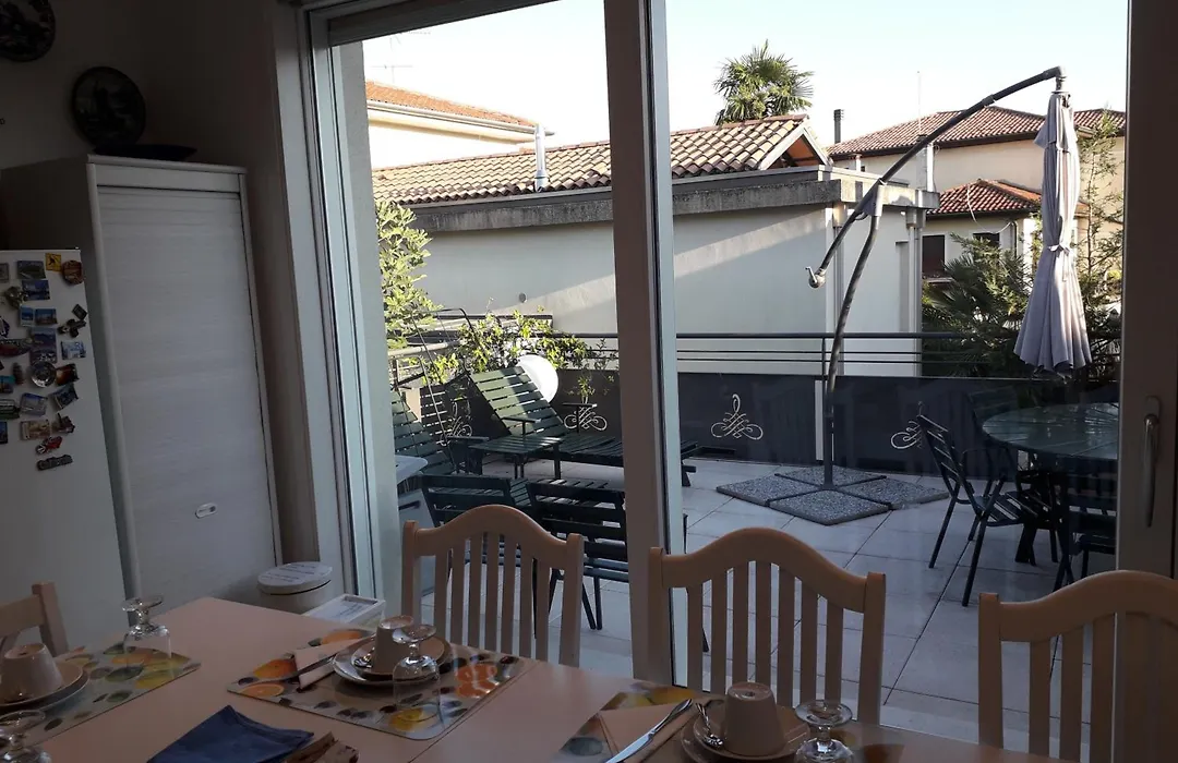 Dafne B&B-1