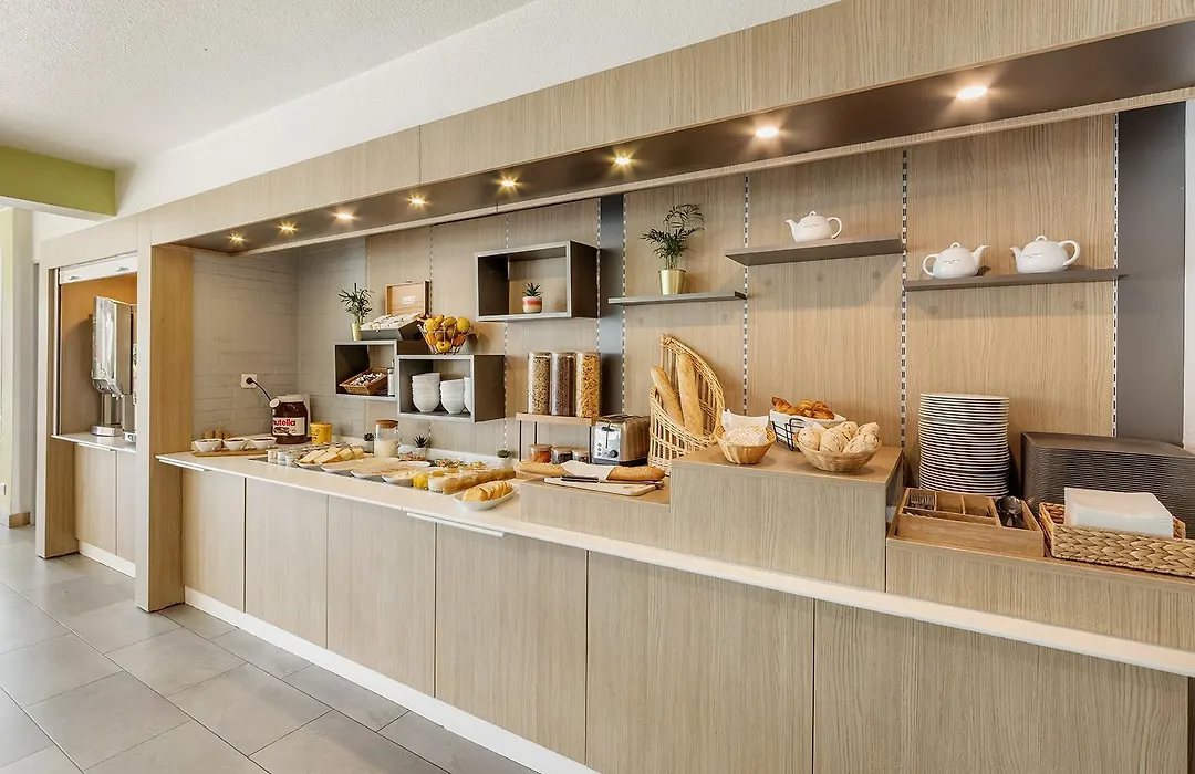 Comfort Hotel Lille Lomme-1
