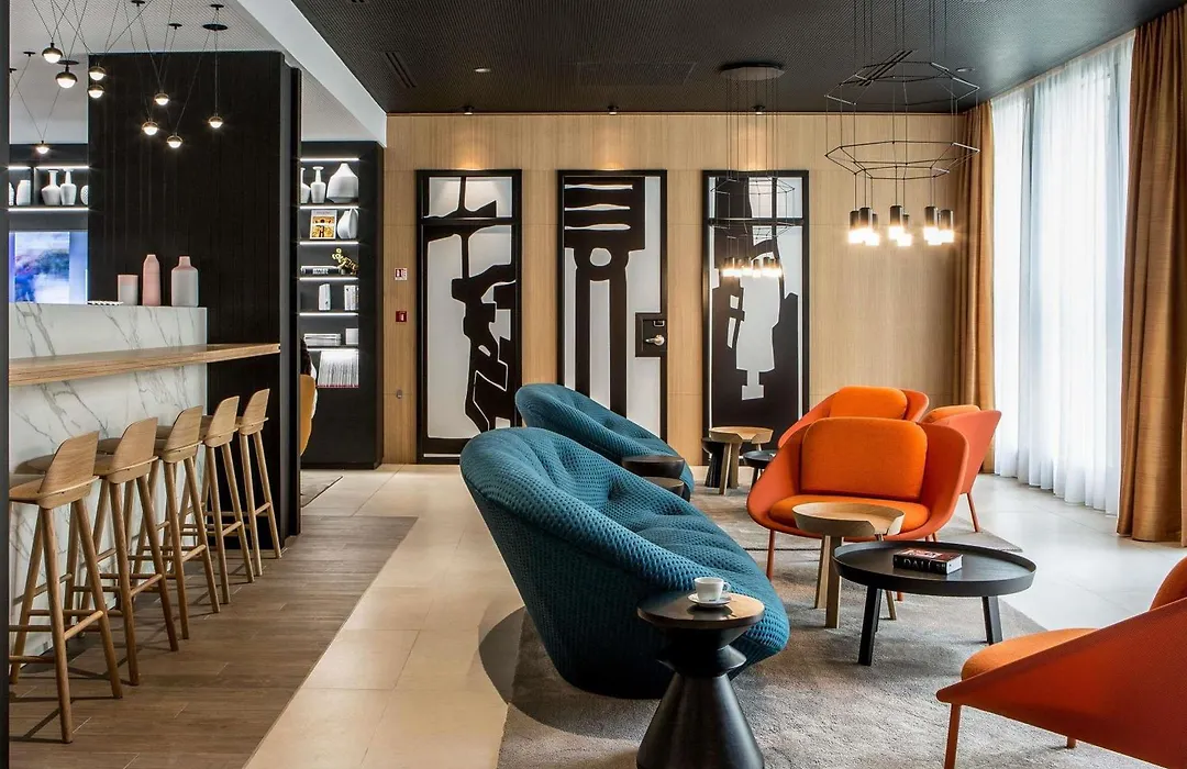 Mercure Paris 17 Batignolles-1