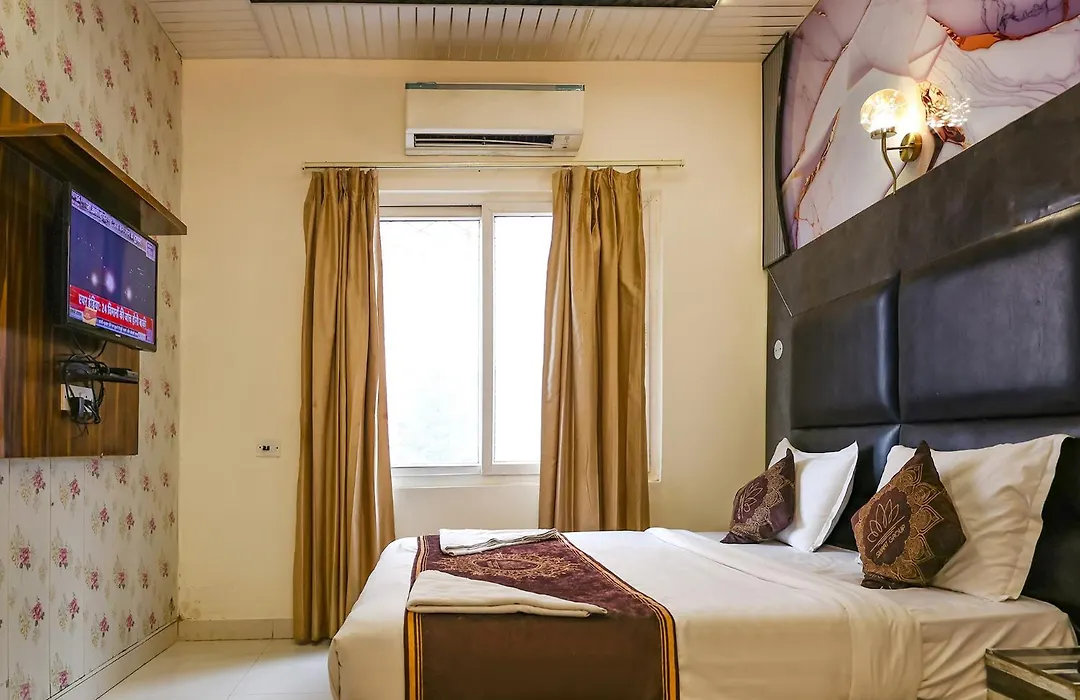 Hotel Hsp Suites - Near Igi Airport, New Delhi-1