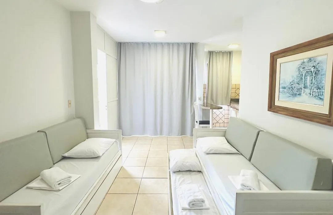 Gaivotas Praia Hotel-1