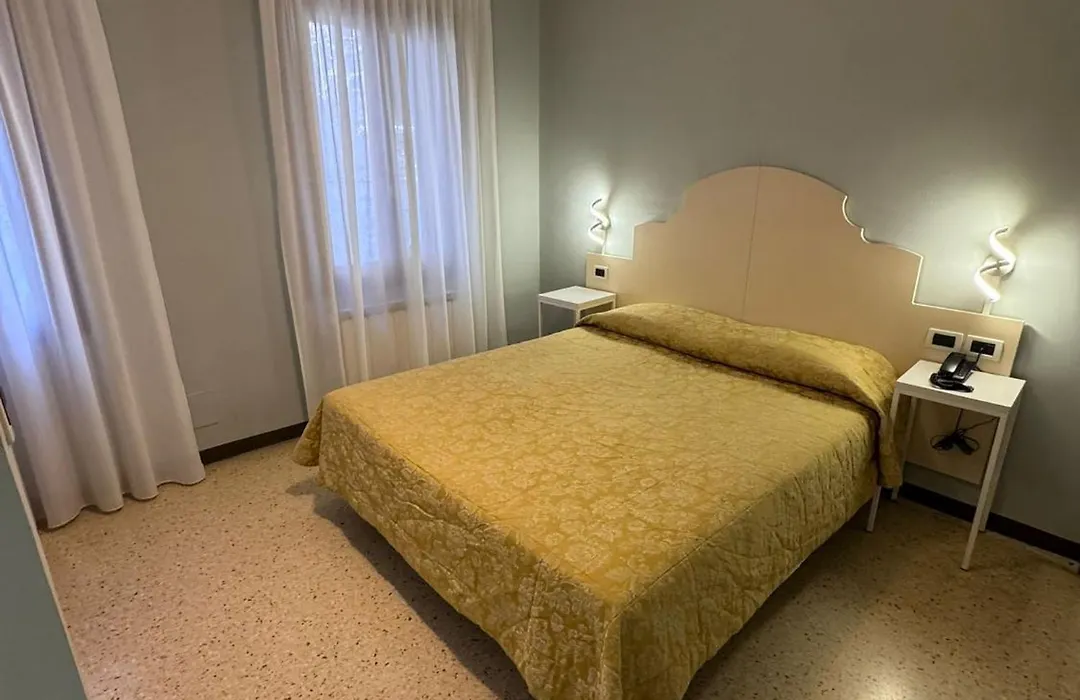 Hotel Adriatico-1