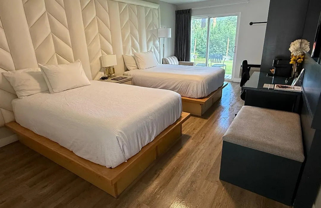 Hotel Civilia Lakeside By Civilia Golf Retreat-1