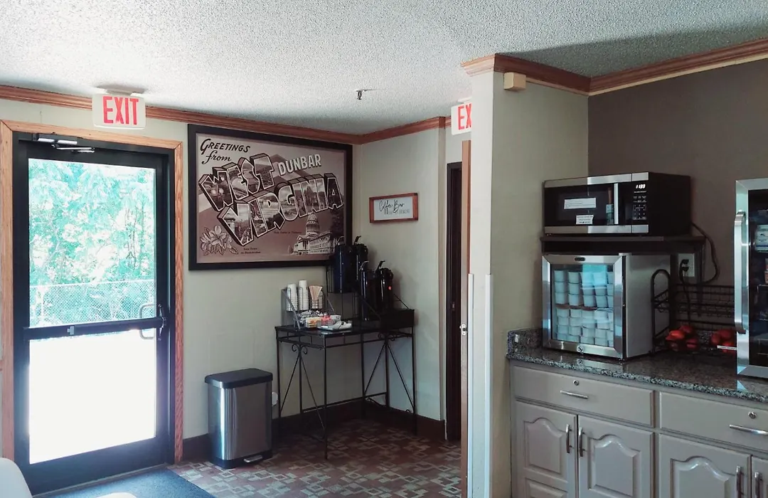 Super 8 By Wyndham Dunbar/Charleston Area-1