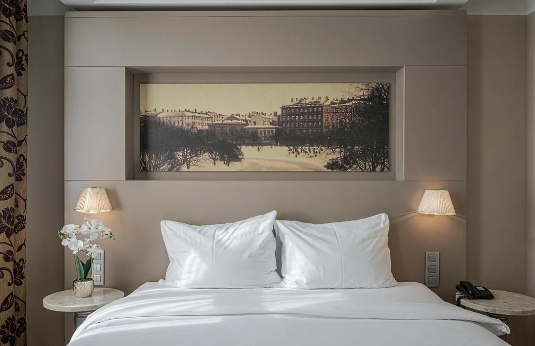 Opera Hotel-1