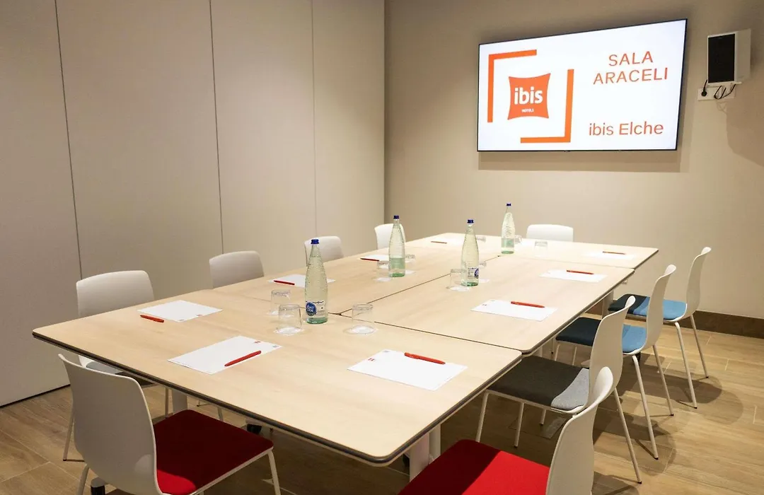 Ibis Elche-1