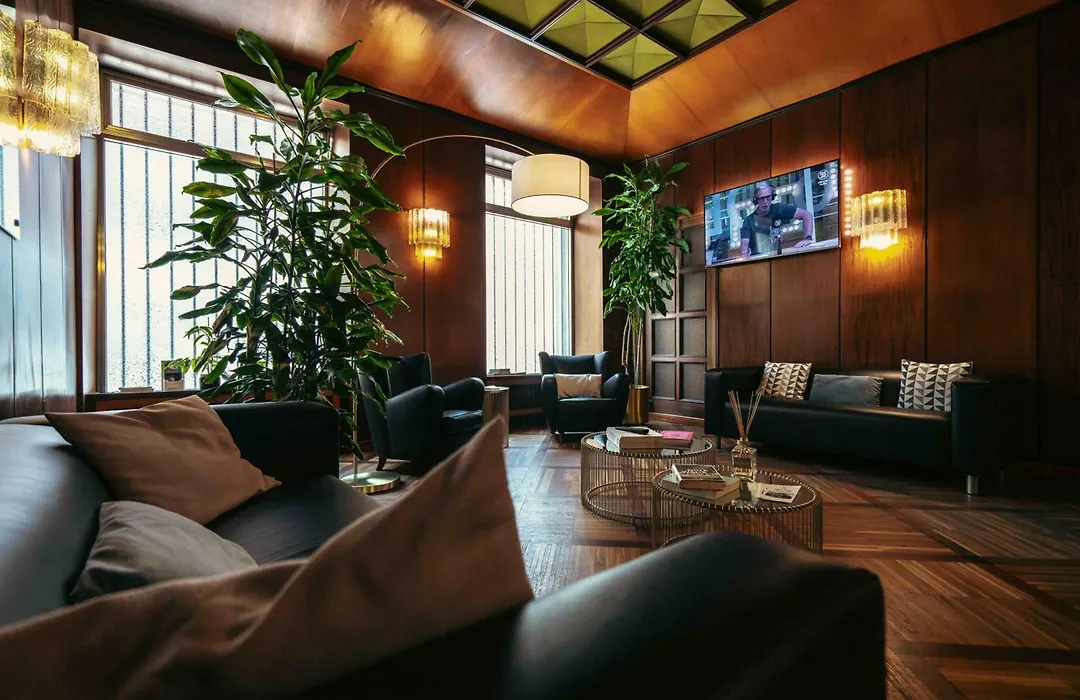 Hotel Italia-1